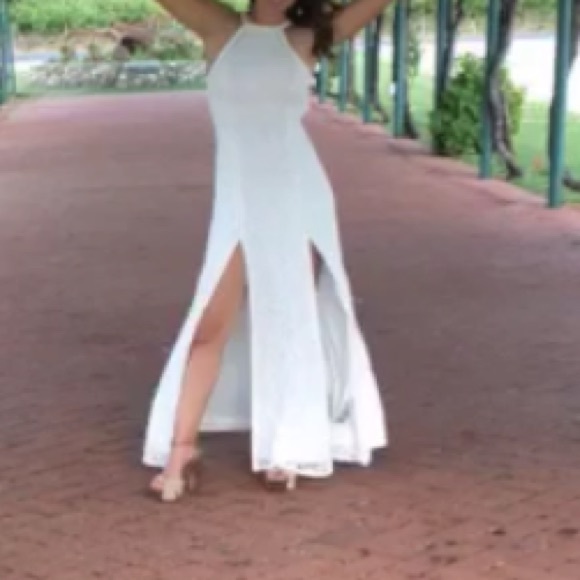White Guess long dress with slits and backless - Picture 2 of 8